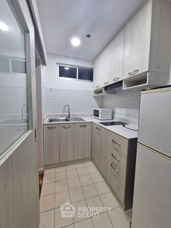 picture High-Floor 1-BR 50 Sqm At Condo One X Sukhumvit 26, BTS Phrom Phong (ID 2122670) - 8/12