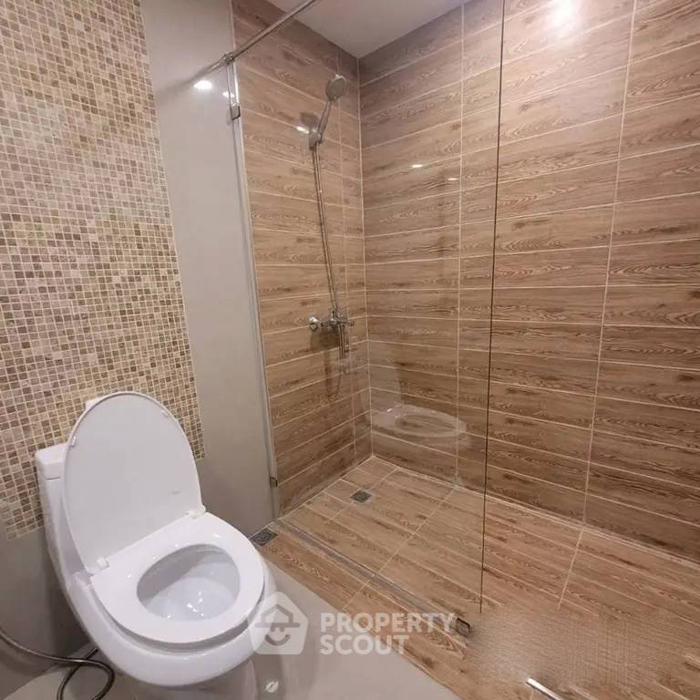 picture 2-Bed Condo For Rent At Baan Phrom Phong, Near MRT Phetchaburi (ID 1930423) - 5/19