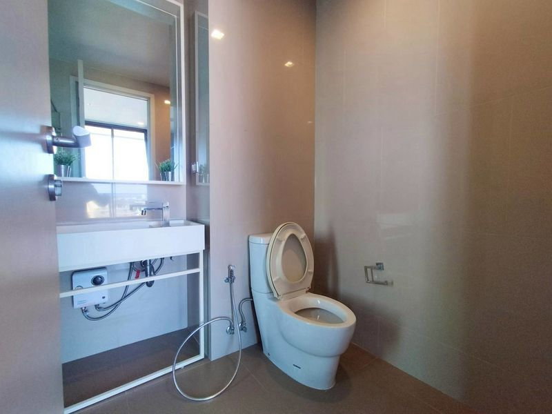 picture Baan Plai Haad Wongamat 1 Bedroom Sea View Condo for Rent - 8/10