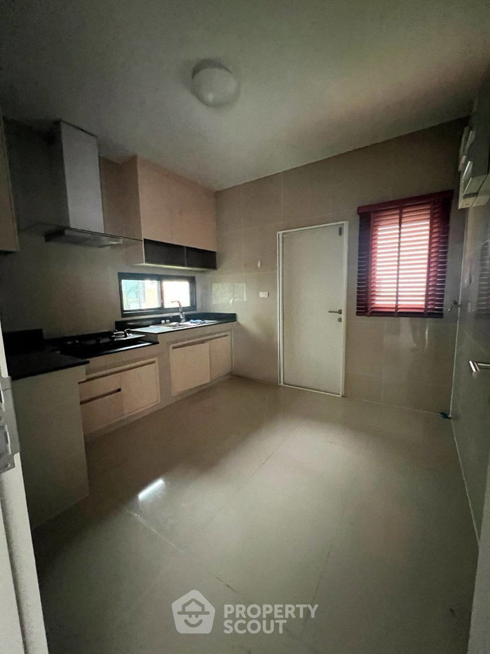 รูป บ้าน 4 ห้องนอน ให้เช่า บุราสิริ วงแหวน-อ่อนนุช ใกล้สนามบินสุวรรณภูมิ (ID 3123736) - รูปที่ 4/4