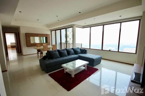 คอนโดให้เช่า 2 ห้องนอน ในโครงการ ดิ เอ็มโพริโอ เพลส 6615447
