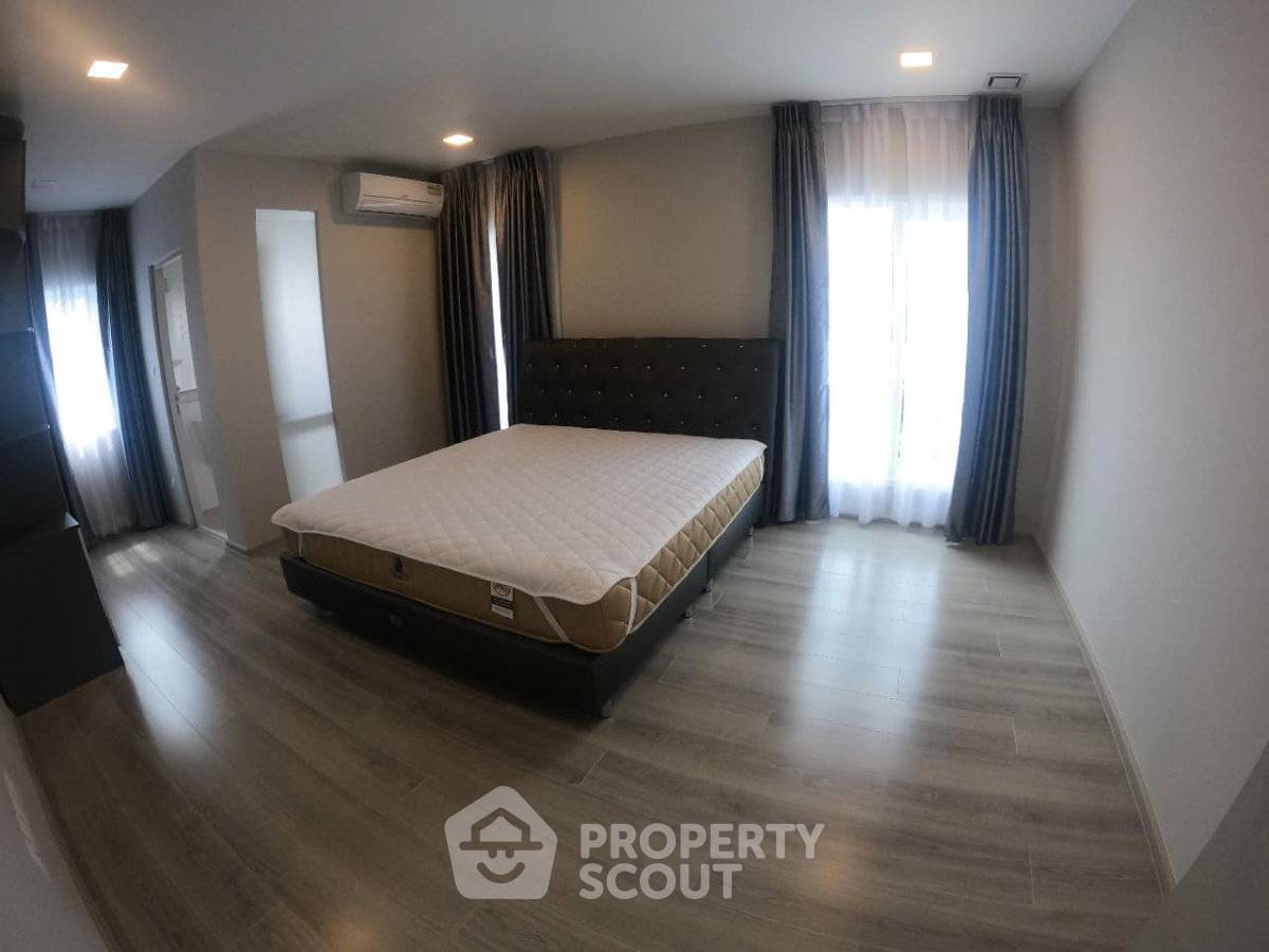 picture 3-Bed House For Rent, Anya Bangna-Ramkhamhaeng 2, Dokmai (ID 3128491) - 11/13