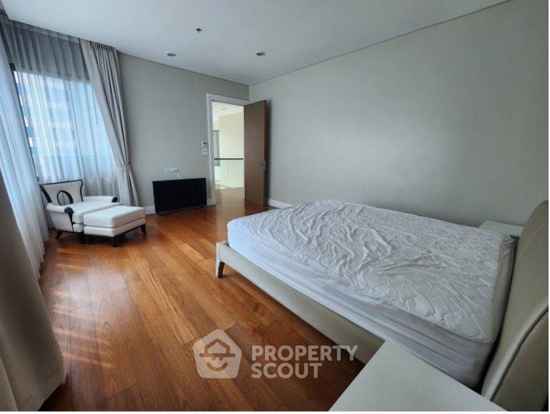 รูป คอนโด 6 ห้องนอน Bright Sukhumvit 24 ชั้น 23 ใกล้ BTS พร้อมพงษ์ (ID 3127572) - รูปที่ 10/21
