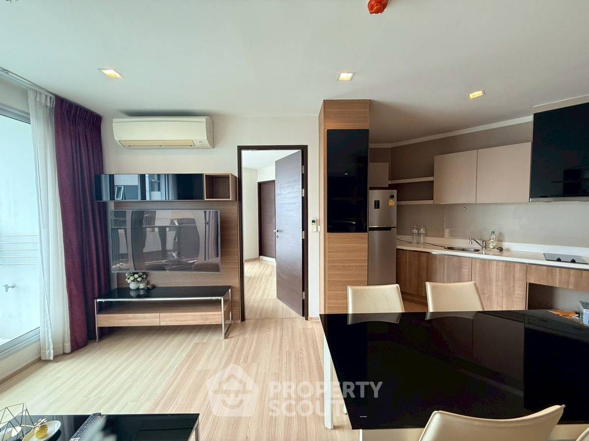 รูป คอนโด 1 ห้องนอน ขาย Rhythm Sathorn ใกล้ BTS สะพานตากสิน 300 ม. (ID 2071506) - รูปที่ 4/14