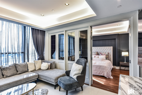 Condo with the Best Location The Bangkok Sathorn near BTS Surasak