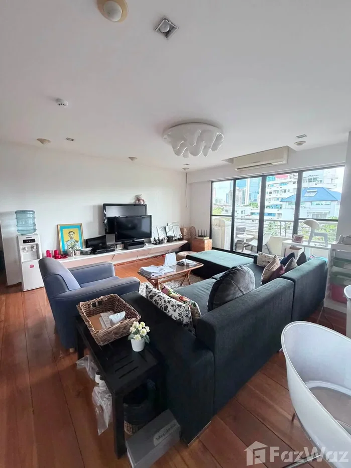 picture Spacious Low-Rise Condo in Sathorn 6627064 - 3/7