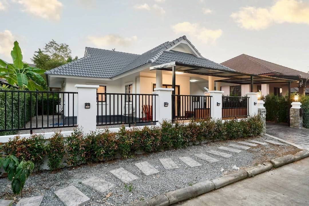 รูป บ้านเดี่ยวรีโนเวทใหม่ หมู่บ้านวังตาล หางดง ทำเลคุณภาพ ใกล้เมืองเชียงใหม่ แอดไลน์ 0956195364 - รูปที่ 2/12