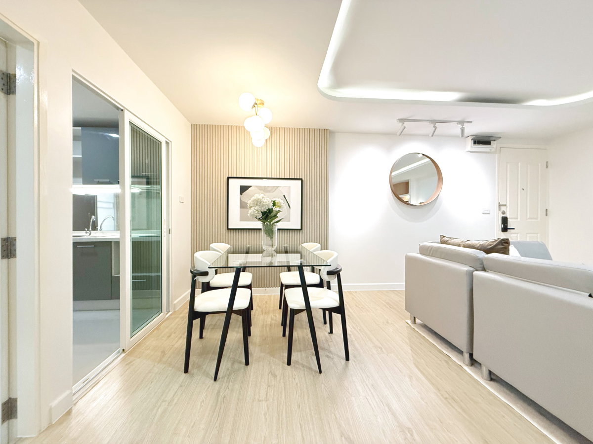 picture Selling Happy Condo Ratchada 18, large 80 sq.m. 2-bedroom unit, near MRT Sutthisan. - 17/22