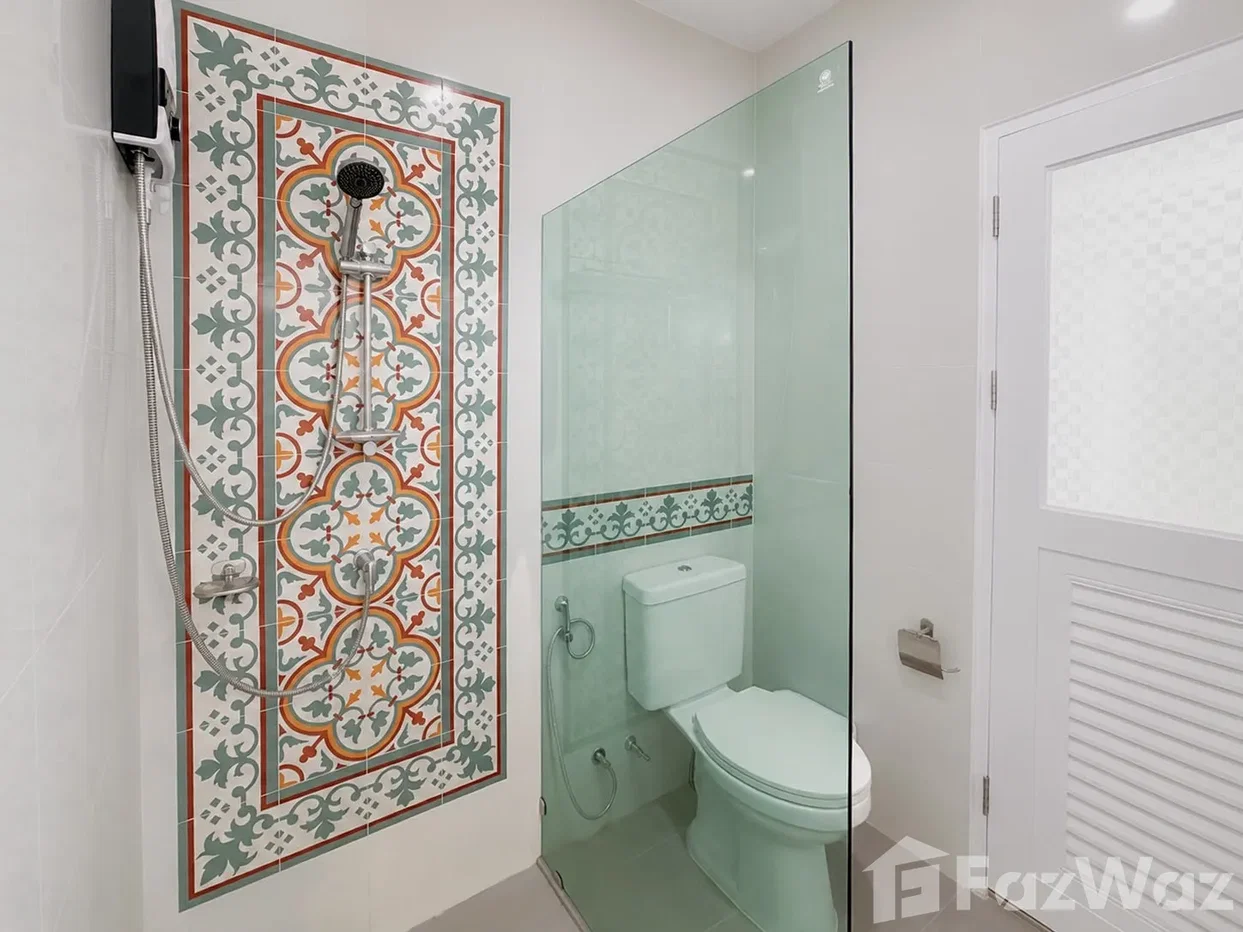 picture 4 Bedrooms for sale 6627008 - 10/19