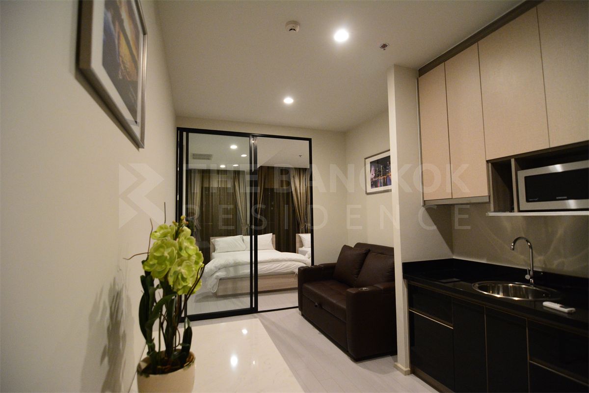 picture Noble Ploenchit near BTS Phloen Chit Popular units sell out fast - 8/9
