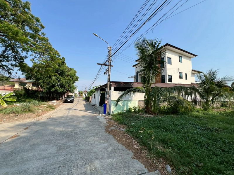 รูป ขายที่ดินเปล่า ซอย ลาดพร้าว 93 ต. คลองจั่น อ. บางกะปิ  กรุงเทพมหานคร  เนื้อที่110 ตารางวา - รูปที่ 4/6