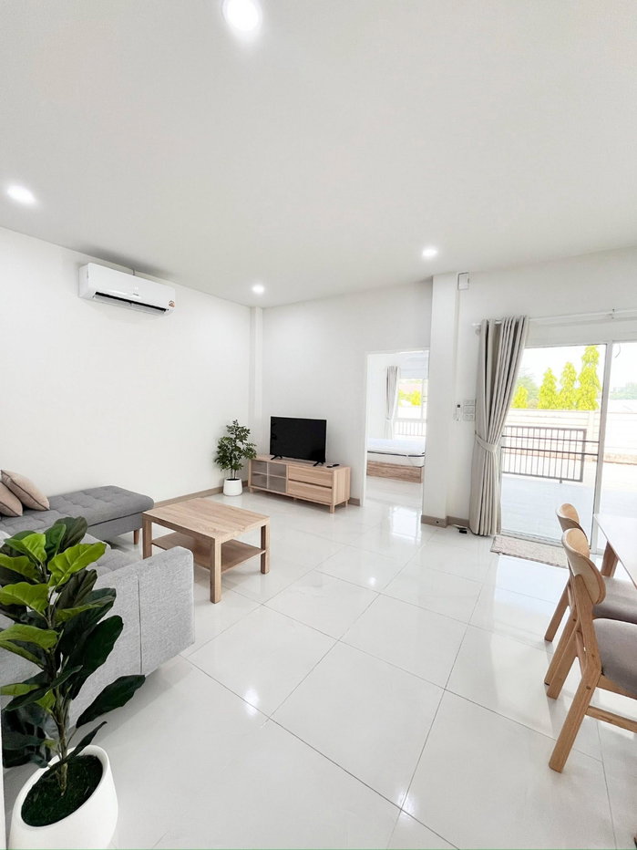 รูป 🏡 ขายด่วน! บ้านพร้อมผู้เช่า ทำเลหางดงน้ำแพร่ ใกล้กาดฝรั่ง ราคา 1.89 ล้าน 📞 063-6649056 - รูปที่ 3/15