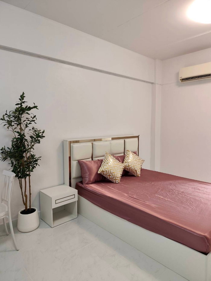 picture 📣 Urgent Sale – Pattanakarn Life Complex Condominium 

Only THB 990,000 – Negotiable!
 - 6/10