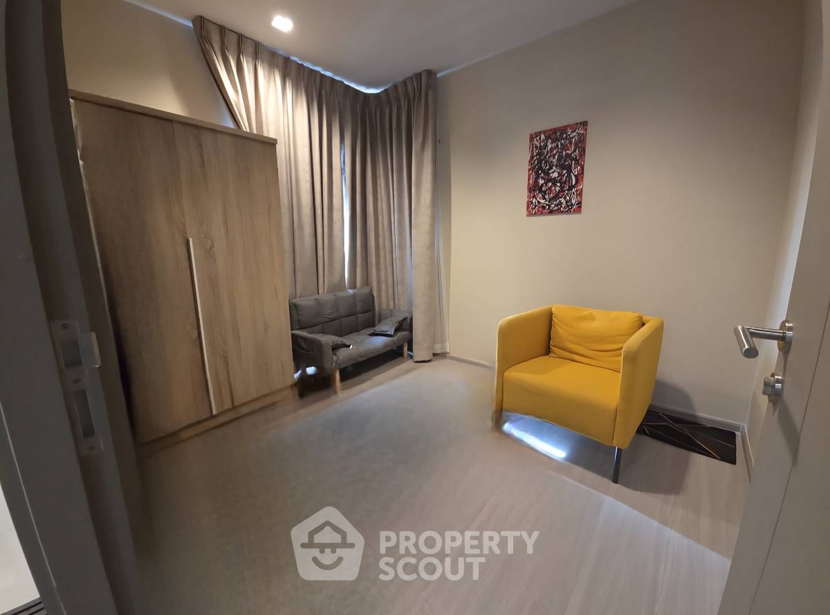 picture High-Floor 2-BR 48 Sqm At Life Asoke - Rama 9, 300m MRT Phra Ram 9 (ID 1533173) - 4/9