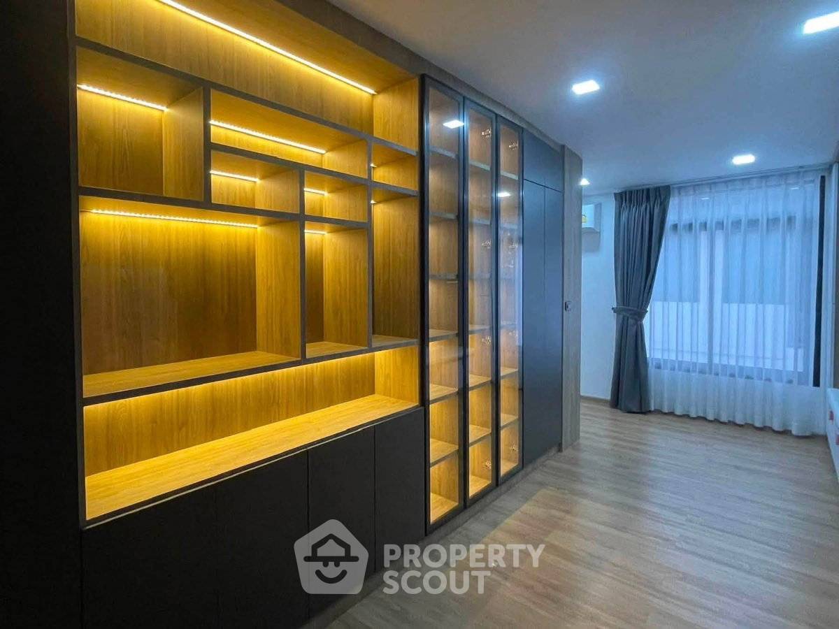 รูป บ้านเช่า 4 ห้องนอน โครงการ Mantana Bangna Km.7 ใกล้บางแก้ว (ID 3131682) - รูปที่ 14/16