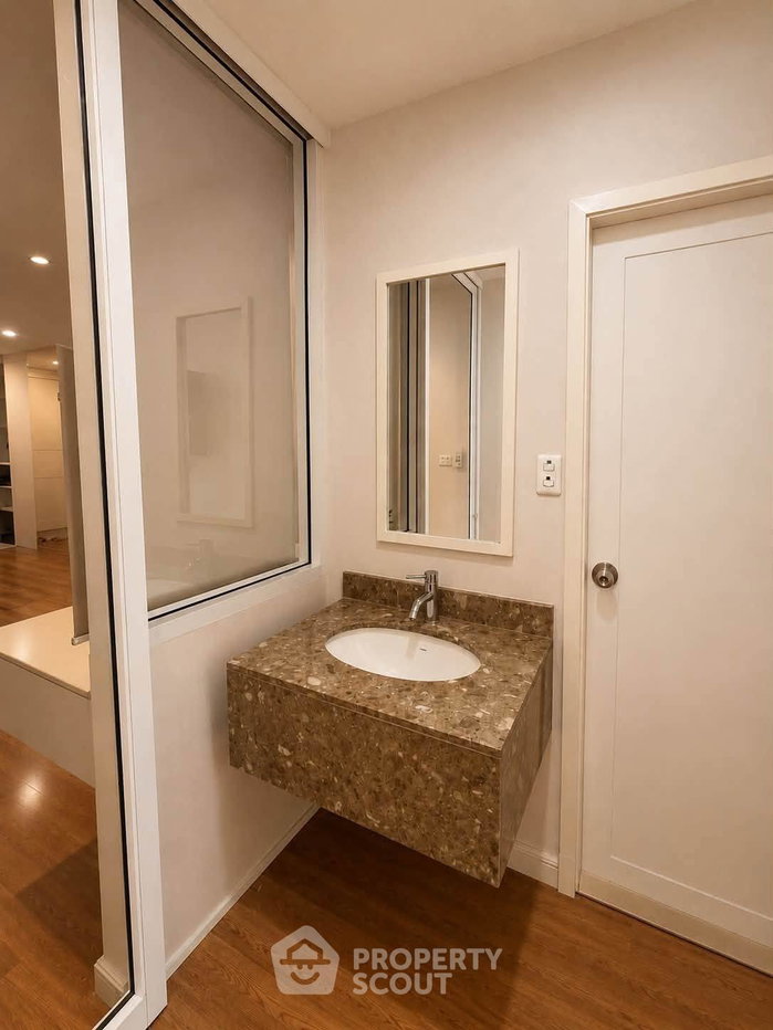 picture 1-BR 43 Sqm Condo At Chamchuri Residence Near MRT Sam Yan (100m) (ID 3130842) - 6/8