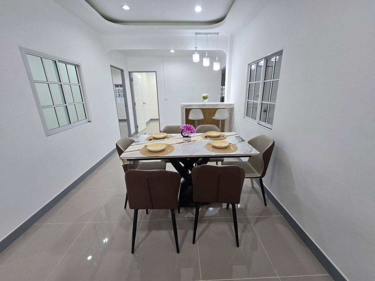 รูป หมู่บ้านทหารกองหนุน พระยาสุเรนทร์28 บ้านเดี่ยวชั้นเดียว หน้ากว้าง ทำเลดี รีโนเวทใหม่ทั้งหมด ราคาถูกคุ้ม แถมแอร์ทุกห้อง ใกล้รถไฟฟ้า - รูปที่ 17/31