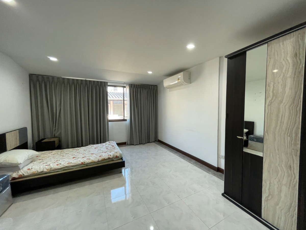 picture HK0069, Townhouse for rent 2 Br., Huaikhwang. - 8/15