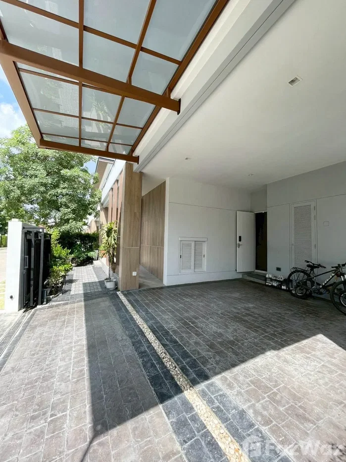 picture 4 Bedroom House for sale at Bangkok Boulevard Ramintra 109  6613385 - 2/20