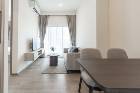 รูปภาพ ✅ ให้เช่า คอนโด เดอะ แฮมป์ตัน สวีท ระยอง  🛏️ 2 ห้อง  🛋️1 ห้องนั่งเล่น 🚿1 ห้องน้ำ  พร้อมเฟอร์นิเจอร์ 💥ห้องใหม่ พร้อมเข้าอยู่