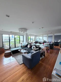 รูปภาพ Spacious Low-Rise Condo in Sathorn 6627064