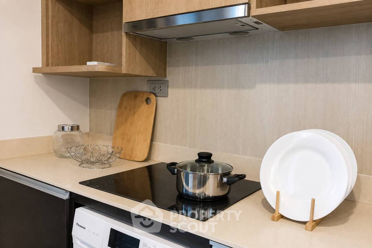 picture 1-BR 73 Sqm On 36th Floor At Q Chid Lom - Phetchaburi Near BTS Chit Lom (ID 3131875) - 5/19
