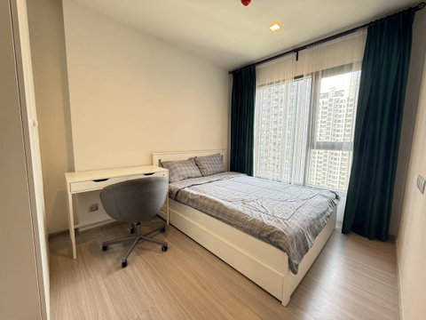 @Condorental condo for rent Life Asoke Hype