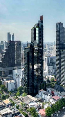 Condos for sale : 1-BR Condo For Sale, Ashton Silom, 300m to BTS Chong Nonsi (ID 3132917)