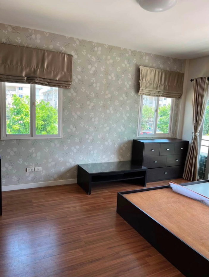 รูป 🏡 ให้เช่าบ้านเดี่ยว 2 ชั้น ในโครงการคุณภาพ สิ่งแวดล้อมดี ความปลอดภัยสูง ทำเลดีมาก เดินทางสะดวก ใกล้รวมโชค มีโชค โลตัส โฮมโปร โรงเรียนนานาชาติ - รูปที่ 11/16