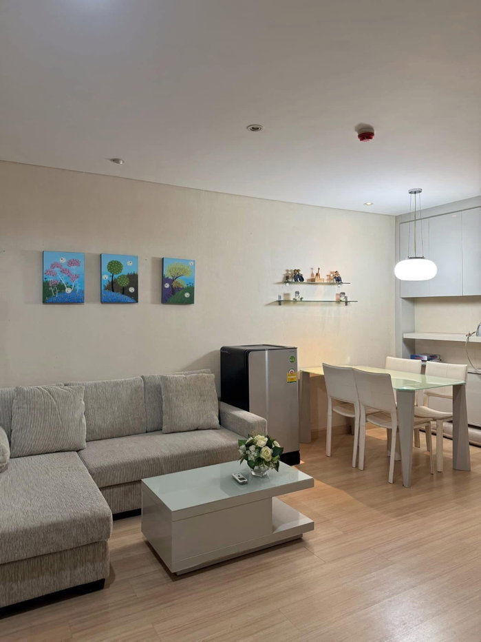 picture RS7226 For Rent: The Address Pathumwan, Corner Unit, Spacious, Just 200m Walk to BTS Ratchathewi - 2/13