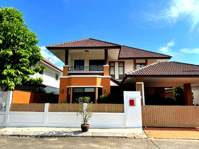 เช่าบ้านเดี่ยว พรีเมี่ยม เอาท์เล็ท เชียงใหม่ : 🏡✨ ให้เช่าบ้านเดี่ยว 2 ชั้น หลังใหญ่ ในโครงการคุณภาพ พร้อมคลับเฮ้าส์และสระว่ายน้ำ  #AHD-H1257