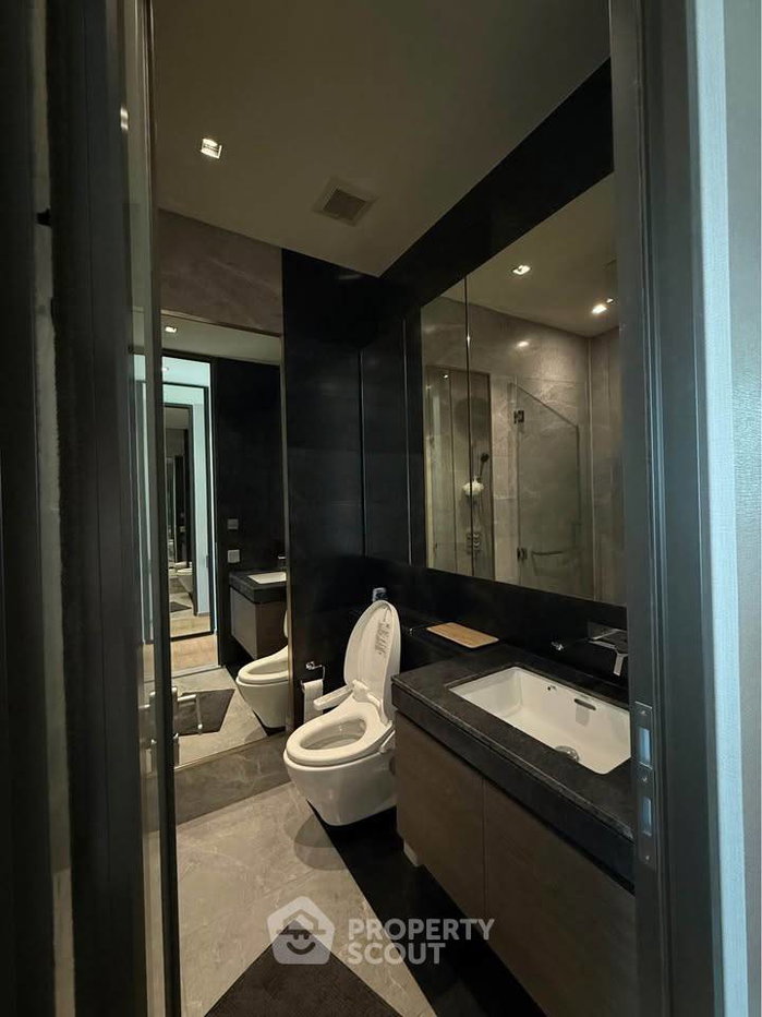 picture High-Floor 2-BR 75 Sqm, 28 Chidlom, 300m to BTS Chit Lom (ID 3133617) - 7/18