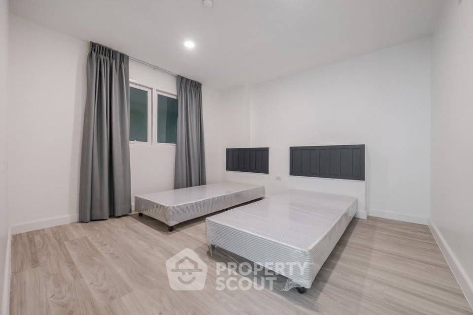 รูป คอนโด 2 ห้องนอน ขาย บ้าน รื่นรม บางนา ใกล้สวนหลวง กรุงเทพ (ID 3133615) - รูปที่ 43/49