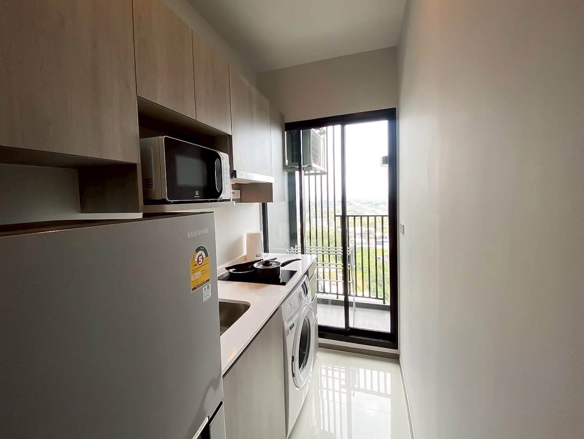 picture Sale!! Notting Hill Rayong Luxuary Condominium - 8/17