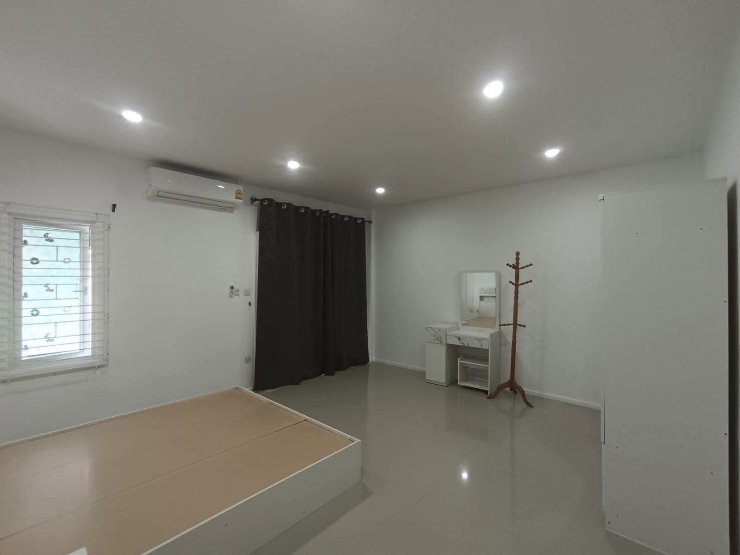 รูป ขาย ทาวน์โฮม 2 ชั้น (2,490,000บาท)
หมู่บ้านพาทาโกเนีย 5 (รามอินทรา-ซาฟารี) ถนนเลียบคลองสอง 18 เนื้อที่ 20  ตรว. บ้านสวย ใกล้สวนสาธารณ - รูปที่ 11/15