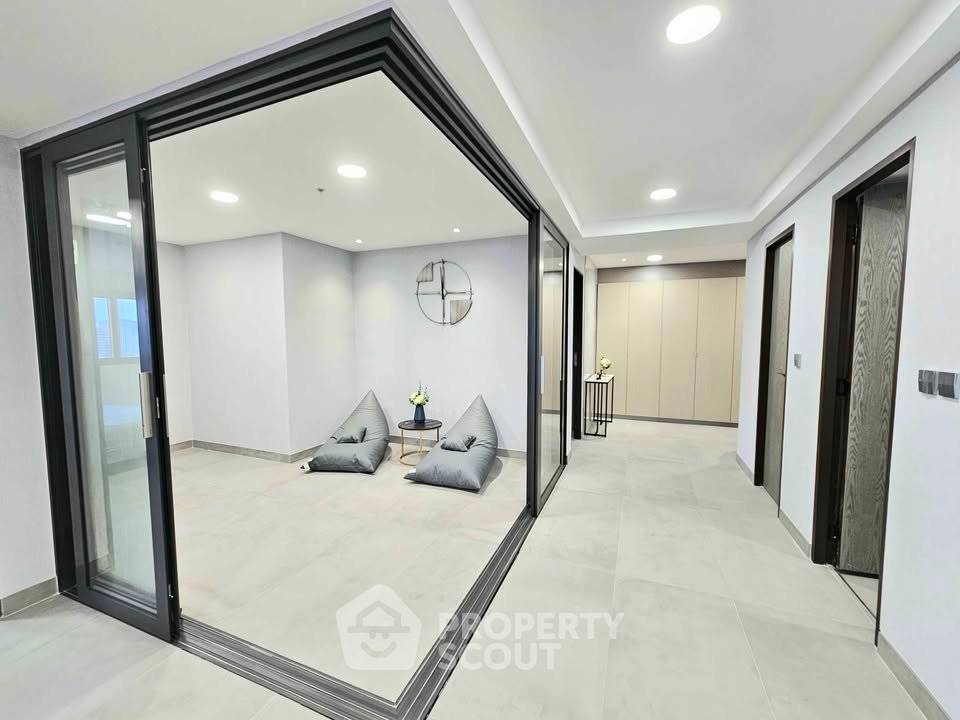 รูป คอนโด 3 ห้องนอน 146 ตร.ม. ชั้น 38 เดอะ วอเตอร์ฟอร์ด ไดมอนด์ ทาวเวอร์ สุขุมวิท ใกล้ BTS พร้อมพงษ์ (ID 3130966) - รูปที่ 8/23