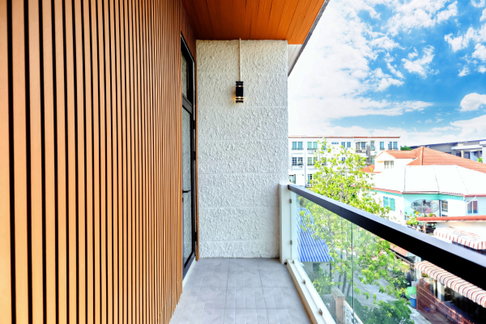 CB074, Townhouse for sale 4 Br, Ladprao.
