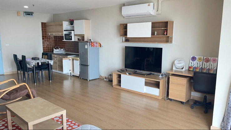 รูป ห้อง Studio renovate ใหม่ให้เช่าย่านสาทร แอร์ติดตั้งใหม่ มีเครื่องซักผ้า - รูปที่ 3/12