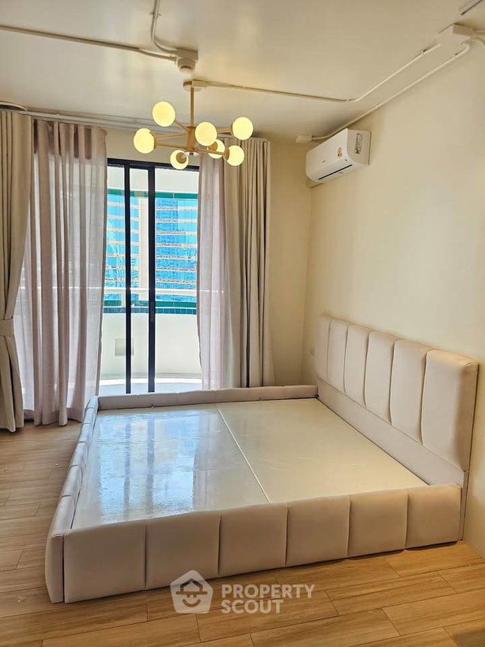 รูป คอนโด 4 ห้องนอน 200 ตร.ม. ให้เช่า ลาส โกลินาส ใกล้ BTS อโศก 100 ม. (ID 3134506) - รูปที่ 9/11