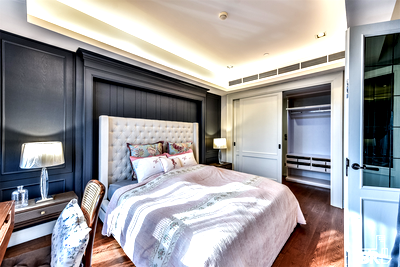 Condos for rent : Condo with the Best Location The Bangkok Sathorn near BTS Surasak