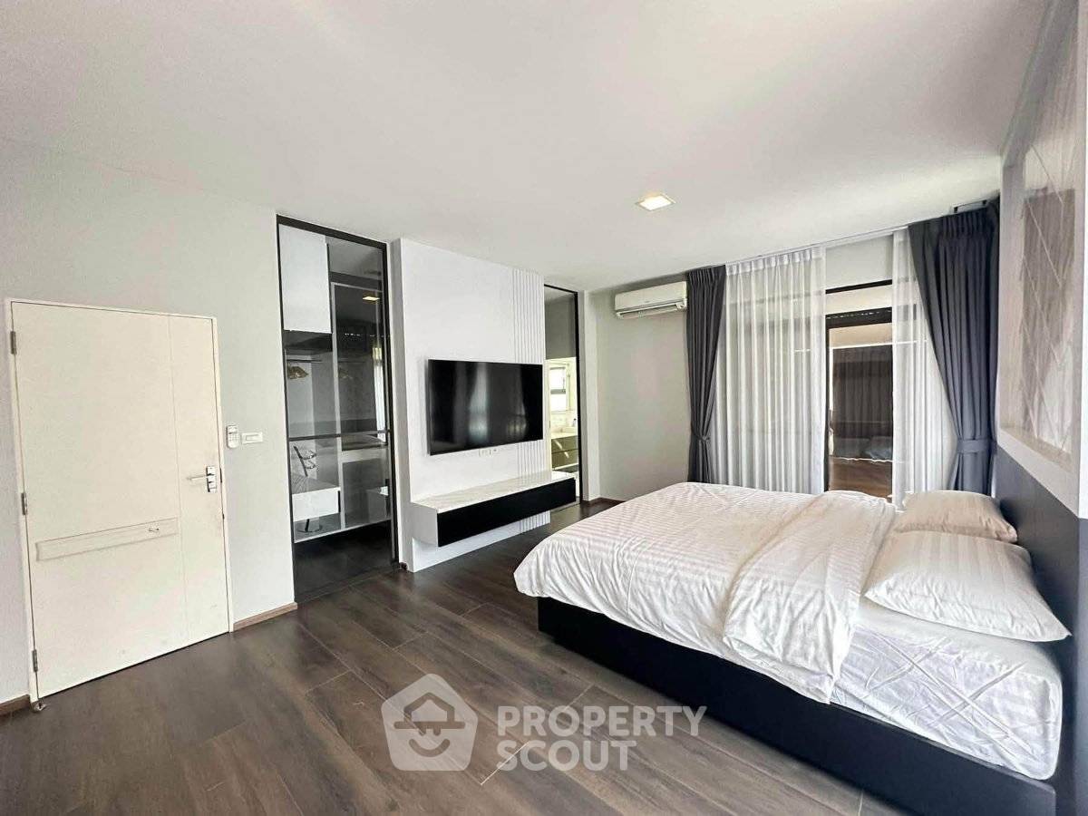 รูป บ้านเช่า 4 ห้องนอน โครงการ Mantana Bangna Km.7 ใกล้บางแก้ว (ID 3131682) - รูปที่ 2/16