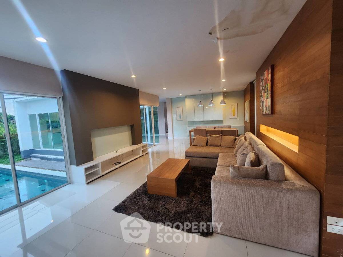 รูป บ้าน 3 ห้องนอน 418 ตร.ม. ให้เช่า โครงการ Nirvana Icon Wongwaen - Rama 9 ใกล้ ARL บ้านทับช้าง (ID 3131679) - รูปที่ 3/12