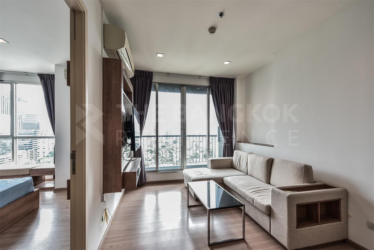 picture Beautiful Room, Ready-to-move-in Rhythm Phahol - Ari near BTS Sena Ruam - 7/10
