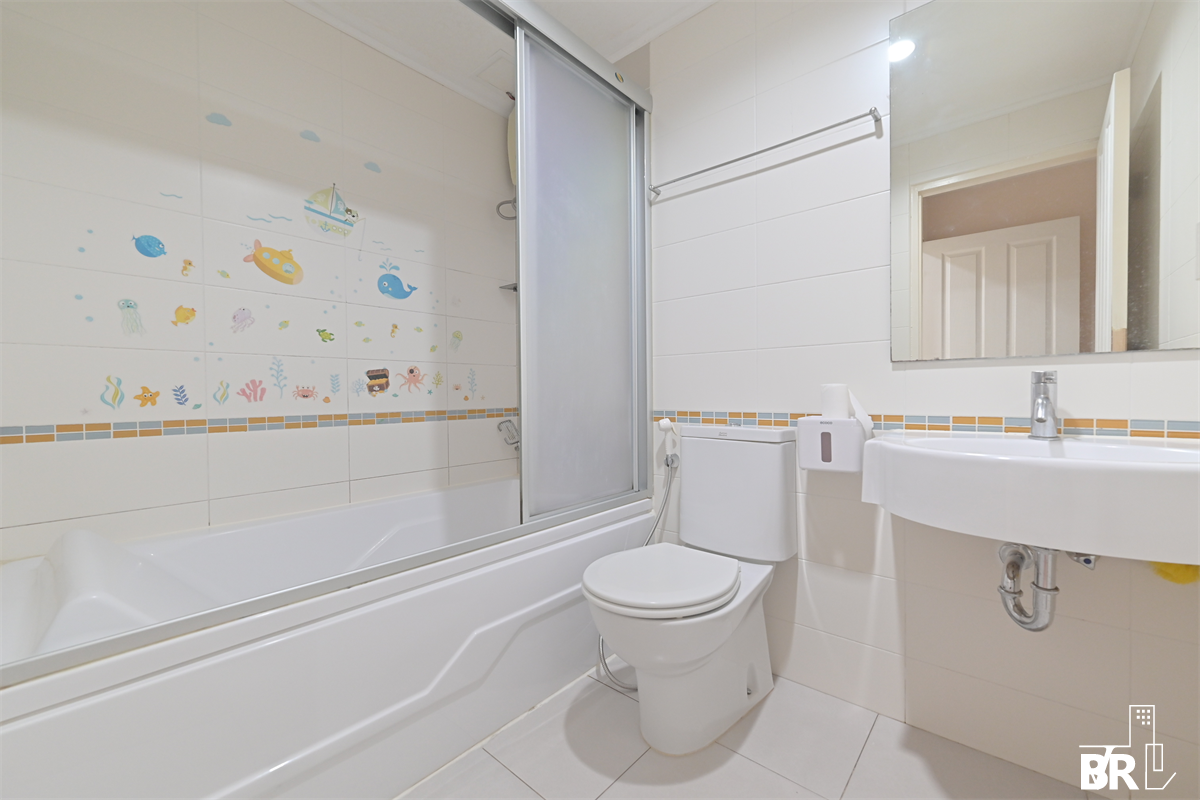 picture Special Unit, Stunning Views Lumpini Place Rama IX - Ratchada - 10/10