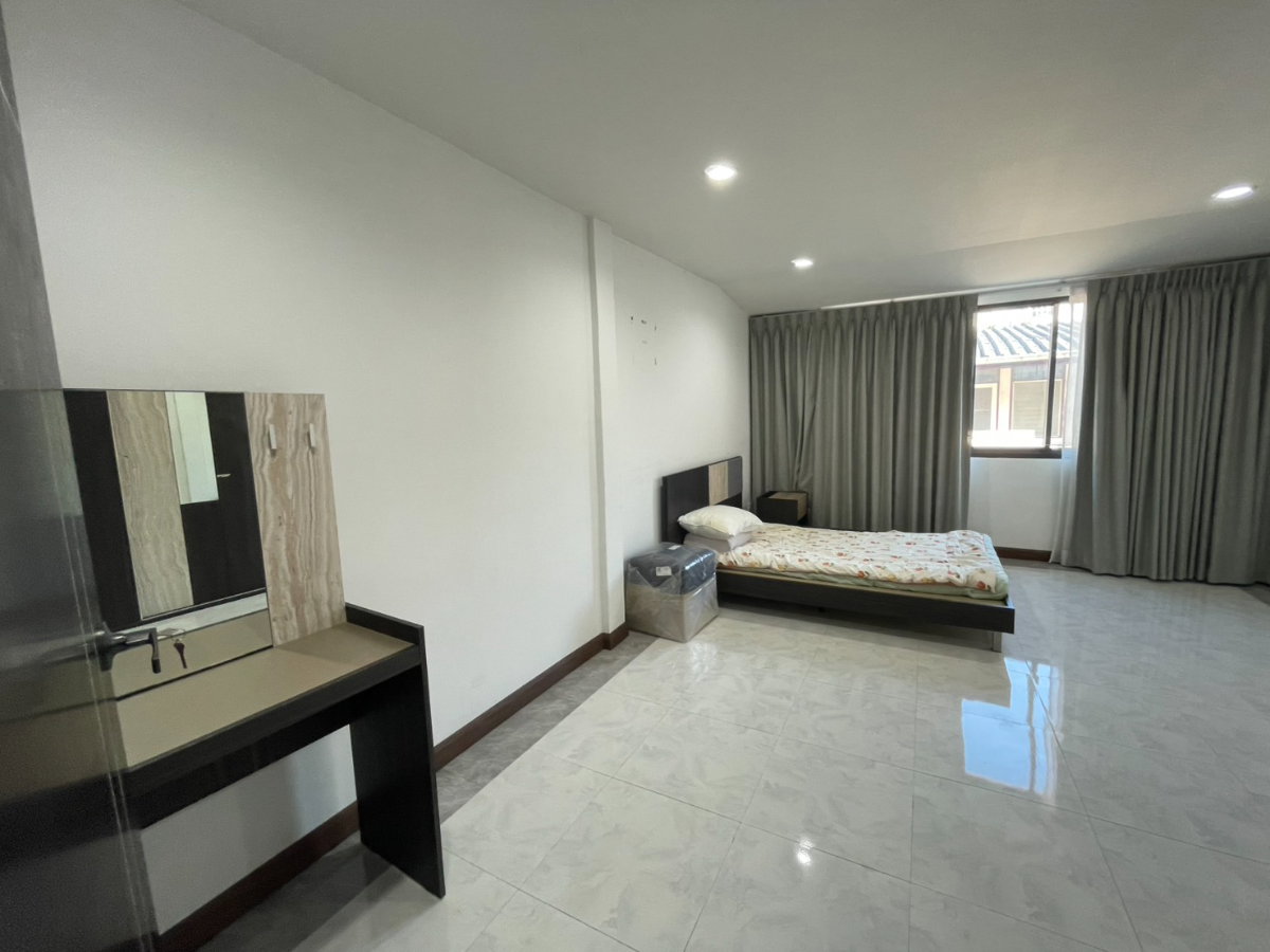 picture HK0069, Townhouse for rent 2 Br., Huaikhwang. - 9/15