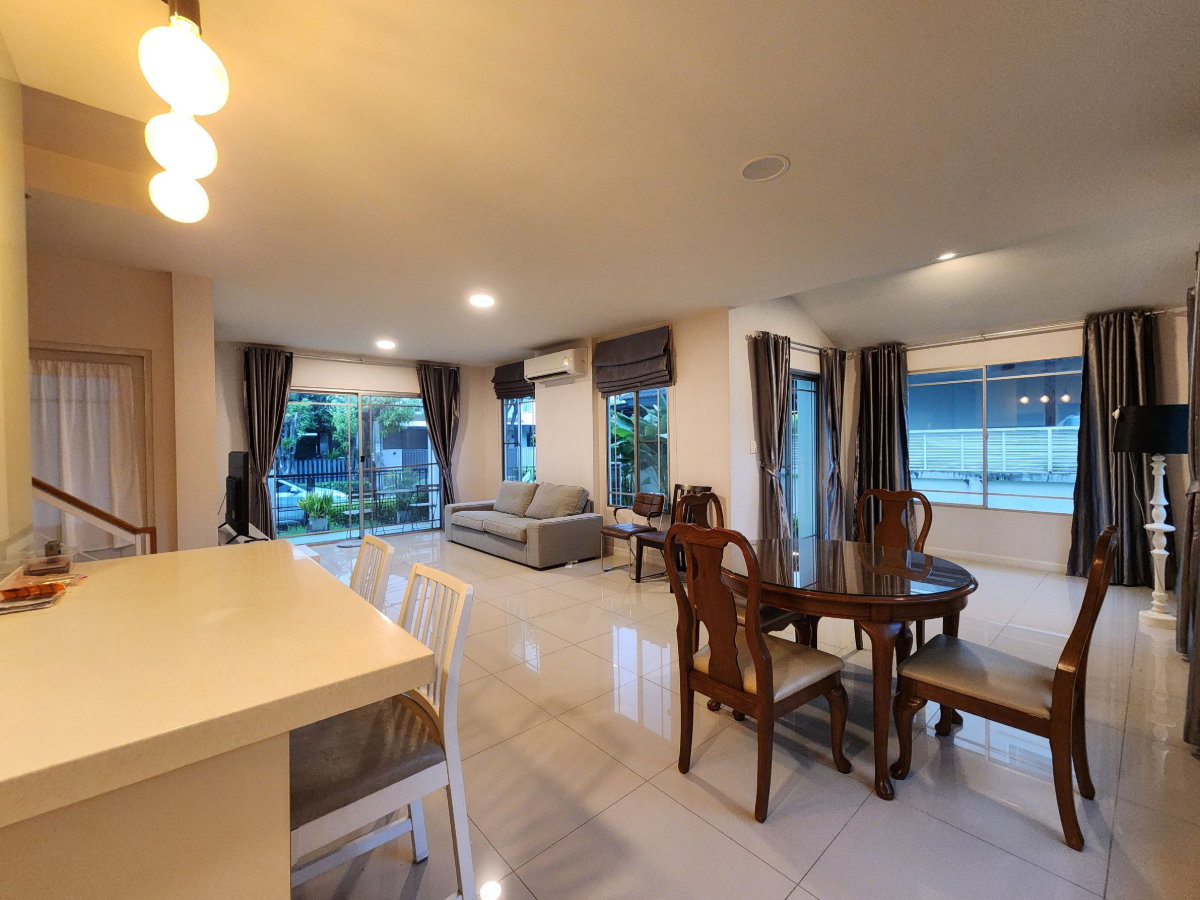 รูป MN05165 - Manthana Onnut - Wongwan 2 : Megabangna - รูปที่ 15/20
