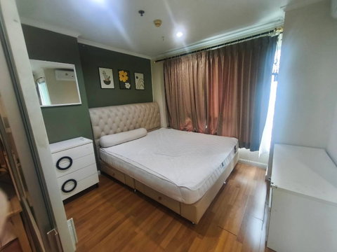 คอนโดลุมพินี พาร์ค ริเวอร์ไซด์ - พระราม 3
🛏 2 นอน 2 น้ำ | 📐 52 ตร.ม. (ห้องใหญ่ Combined) | 🚗 จอดรถได้ 2 คัน!
📉 เพียง 18,000 บาท/เดือนเท่านั้น!