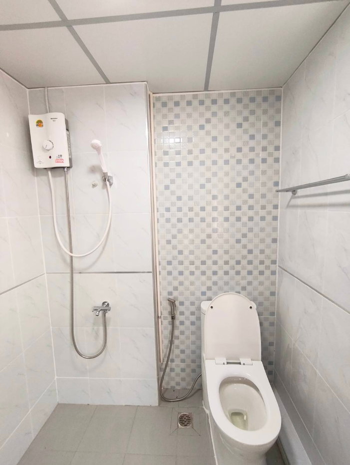 picture 📣 Urgent Sale – Pattanakarn Life Complex Condominium 

Only THB 990,000 – Negotiable!
 - 2/10