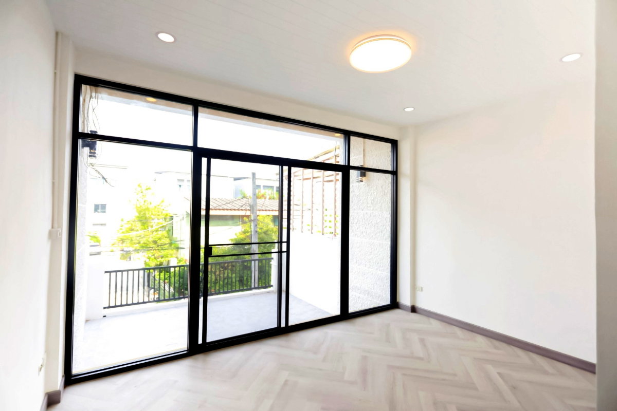 picture CB074, Townhouse for sale 4 Br, Ladprao. - 9/10
