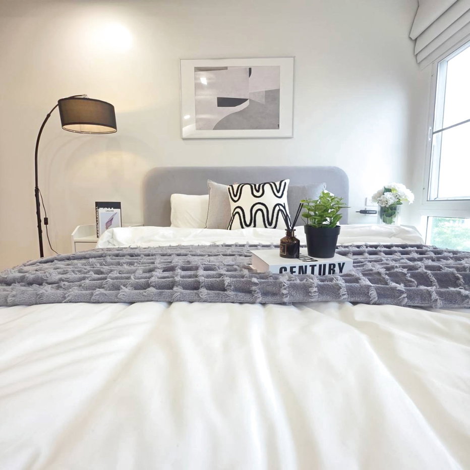 picture Selling Happy Condo Ratchada 18, large 80 sq.m. 2-bedroom unit, near MRT Sutthisan. - 13/22